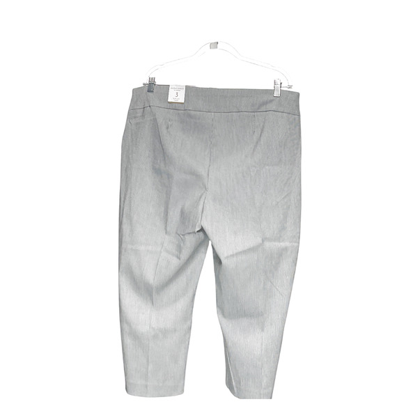 Chico's Gray Striped Capri Pants - Size 3 - Picture 2 of 4